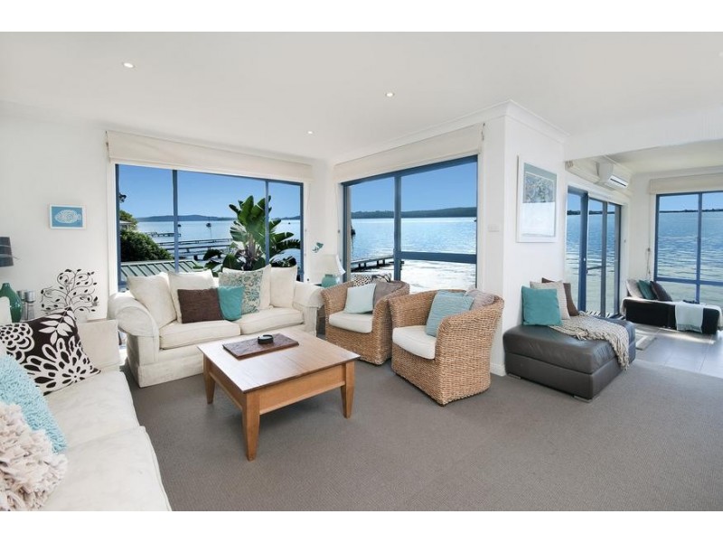 182 Skye Point Road, Coal Point NSW 2283