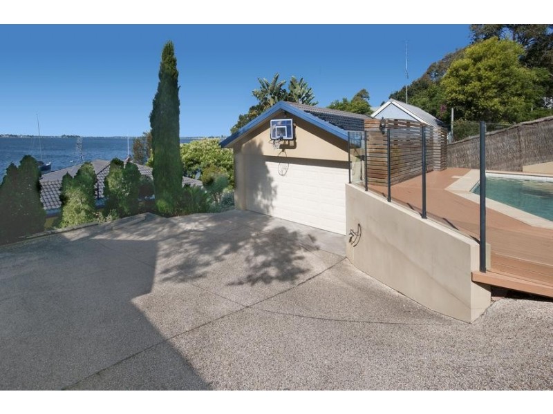 182 Skye Point Road, Coal Point NSW 2283