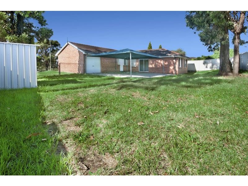 35 Harris Street, Cameron Park NSW 2285