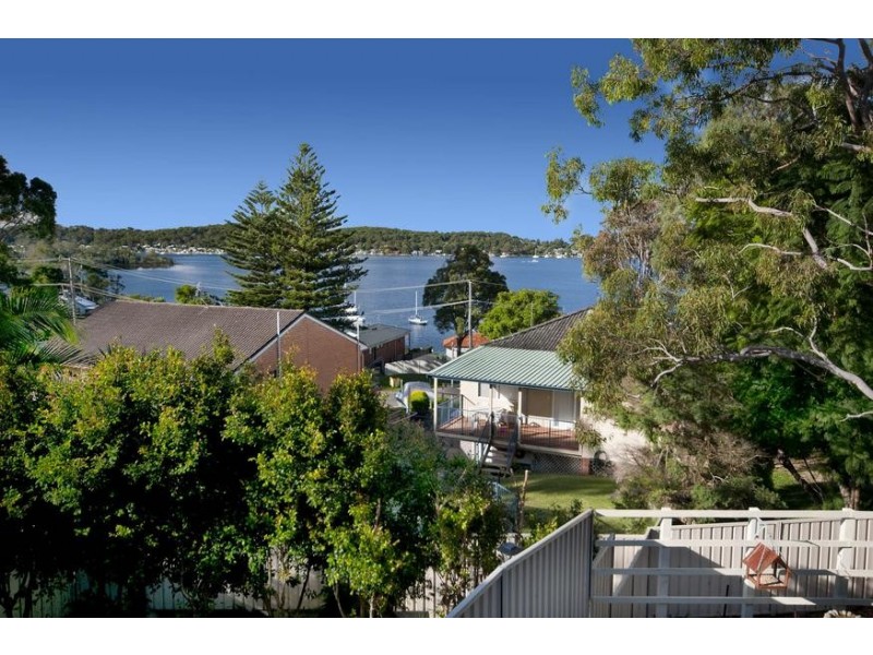 2/15 Sunlight Parade, Fishing Point NSW 2283