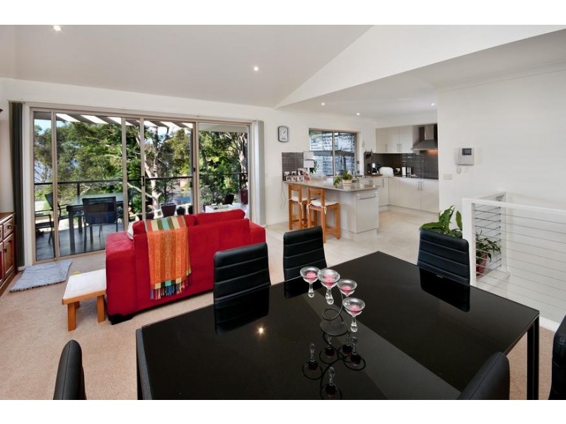 2/15 Sunlight Parade, Fishing Point NSW 2283