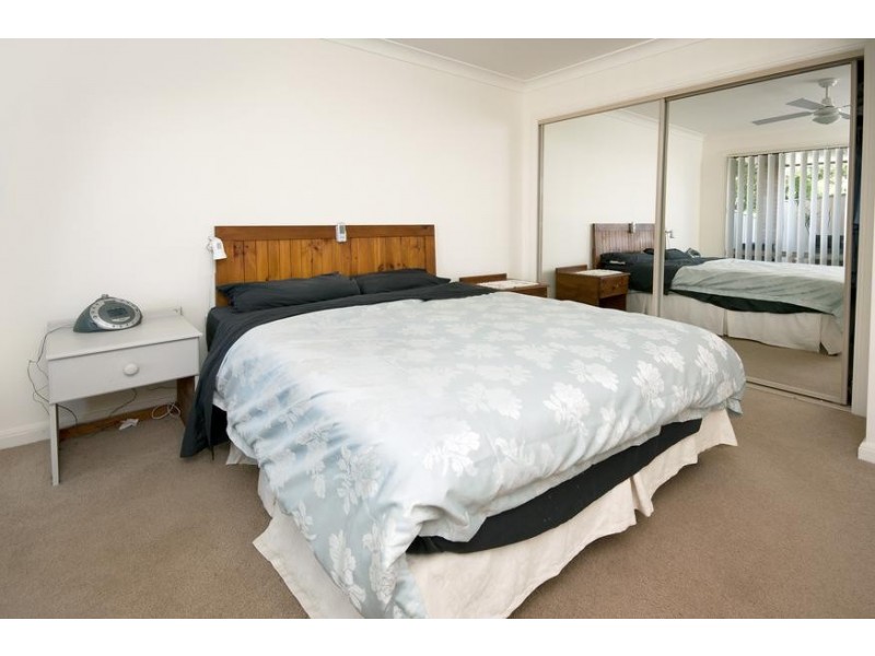 2/15 Sunlight Parade, Fishing Point NSW 2283