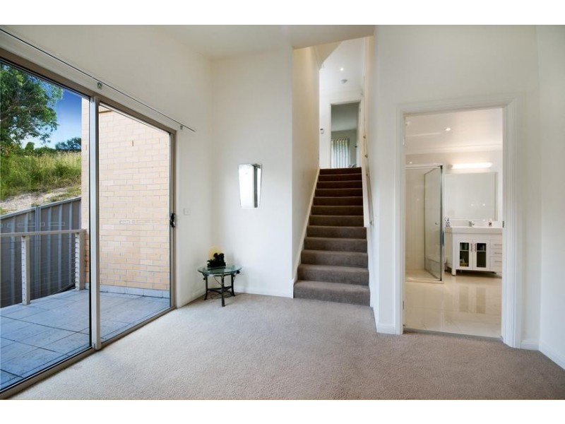 2/15 Sunlight Parade, Fishing Point NSW 2283