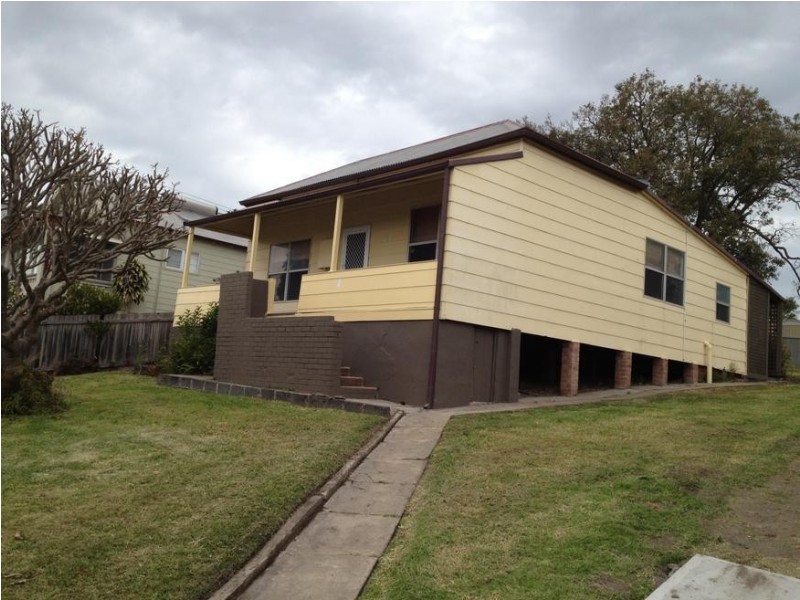 4 Fourth Street, Boolaroo NSW 2284