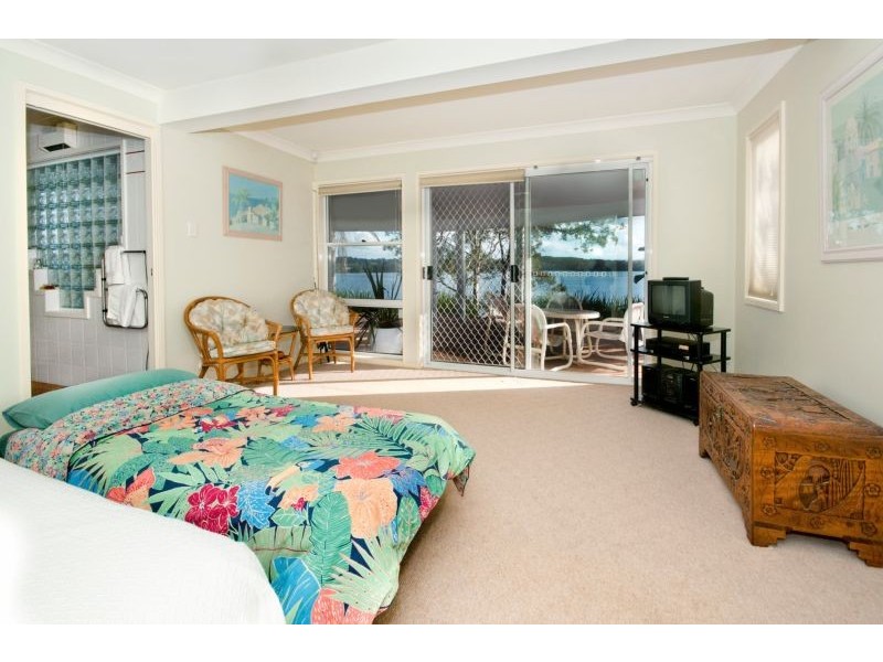 12 Alkira Street, Coal Point NSW 2283