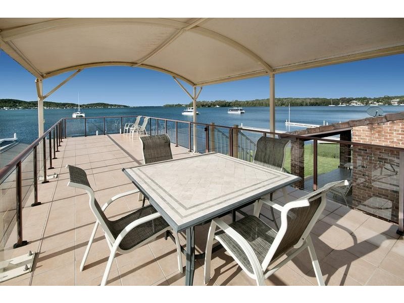 208 Kilaben Road, Kilaben Bay NSW 2283