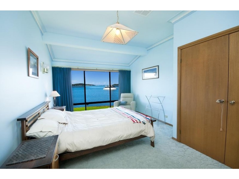 208 Kilaben Road, Kilaben Bay NSW 2283