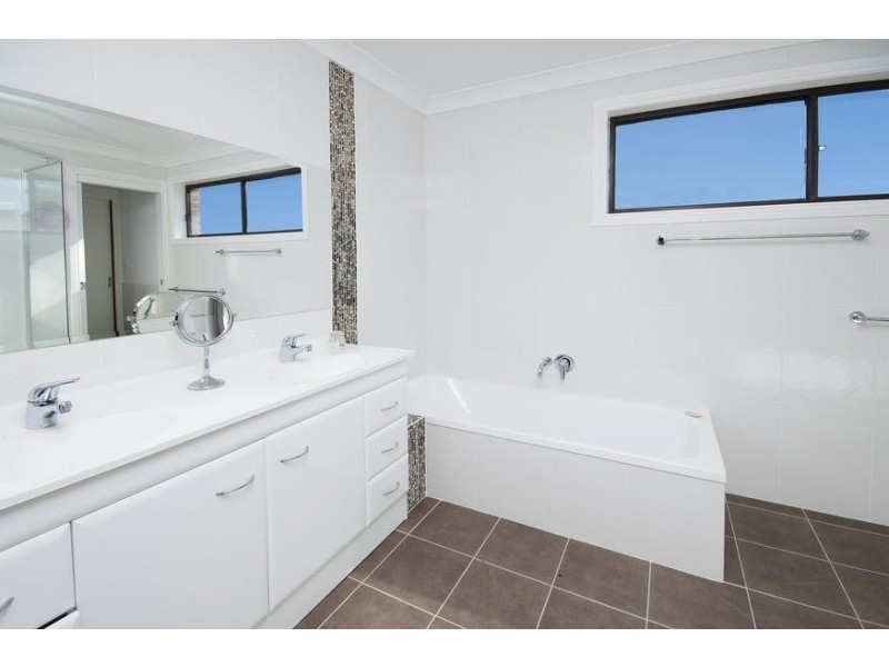 208 Kilaben Road, Kilaben Bay NSW 2283