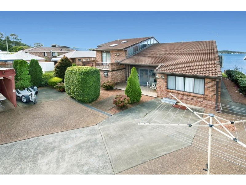 208 Kilaben Road, Kilaben Bay NSW 2283