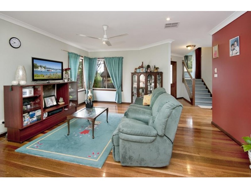 7 Killara Close, Coal Point NSW 2283