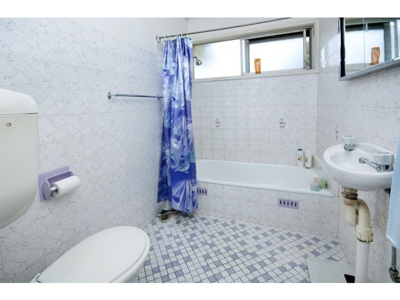 56 Railway Parade North, Blackalls Park NSW 2283