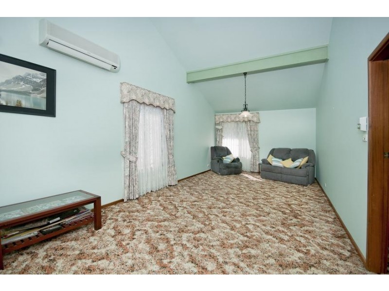 8 Aldon Crescent, Blackalls Park NSW 2283