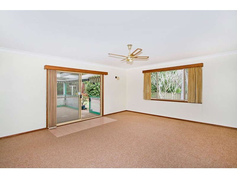 28 Angela Close, Carey Bay NSW 2283