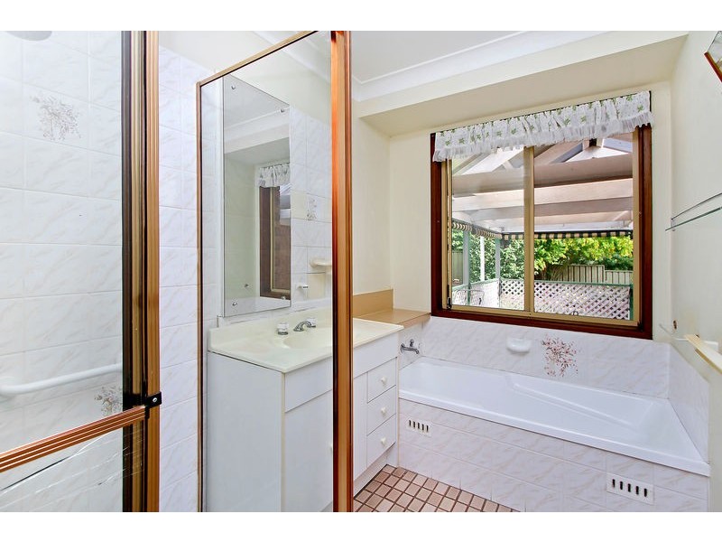 28 Angela Close, Carey Bay NSW 2283