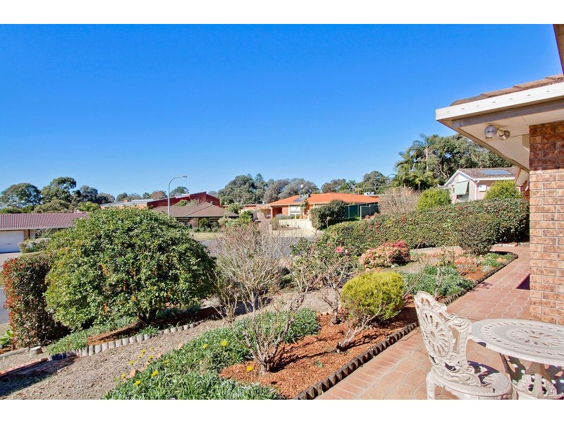 28 Angela Close, Carey Bay NSW 2283