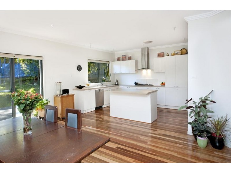 3 Lake Macquarie Close, Fennell Bay NSW 2283