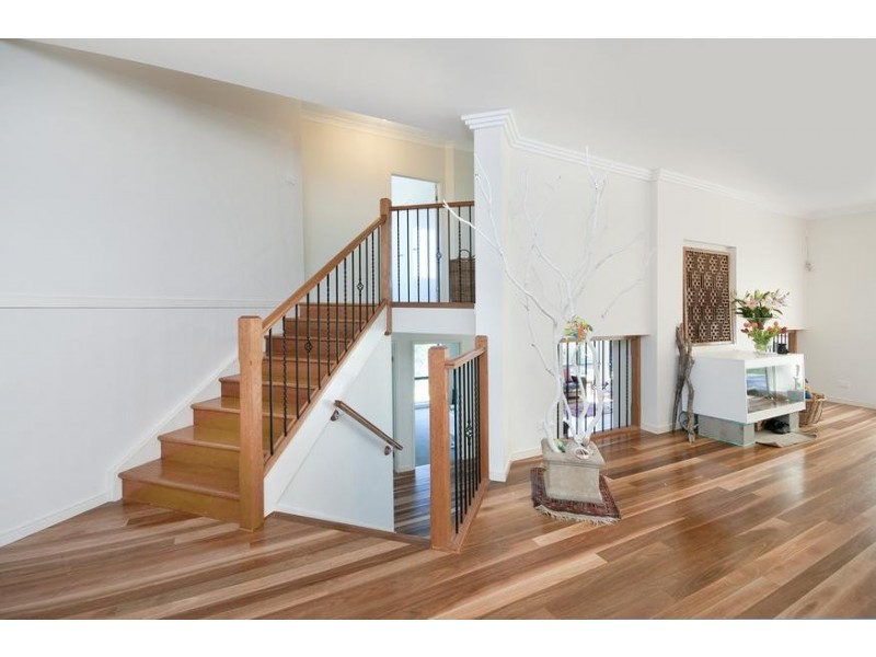 3 Lake Macquarie Close, Fennell Bay NSW 2283