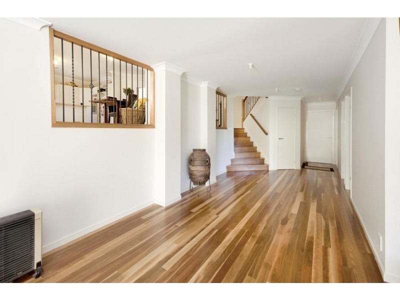 3 Lake Macquarie Close, Fennell Bay NSW 2283