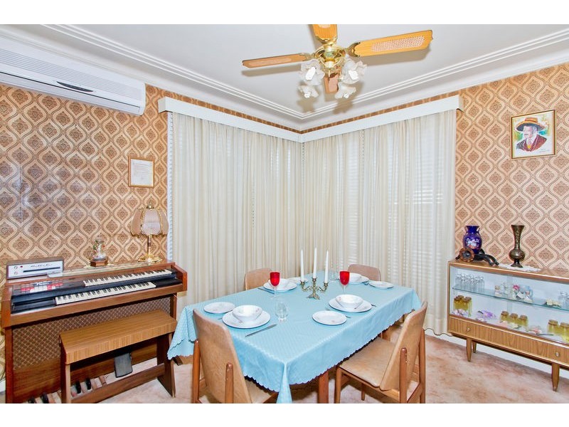 11 Park Road, Speers Point NSW 2284