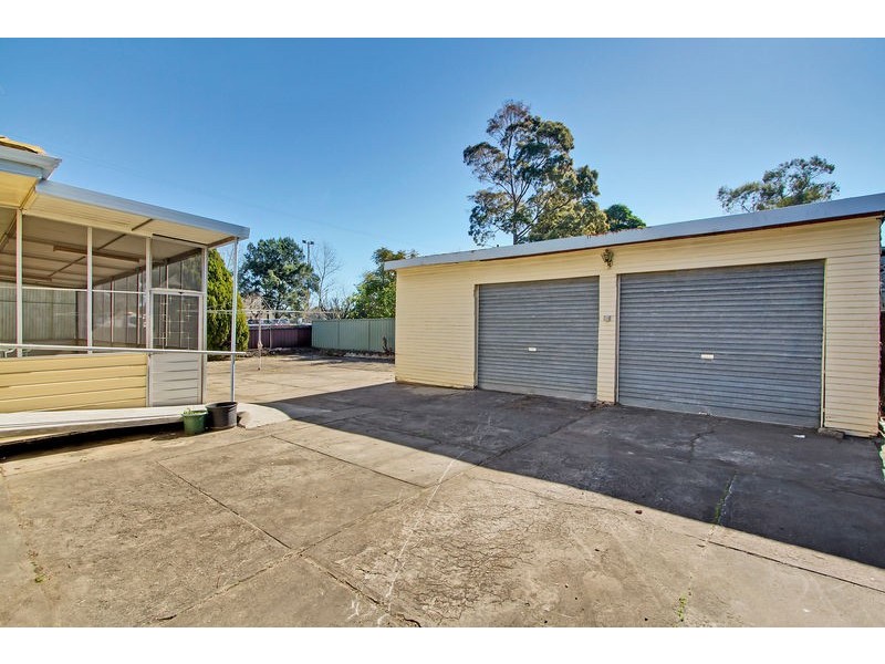 11 Park Road, Speers Point NSW 2284