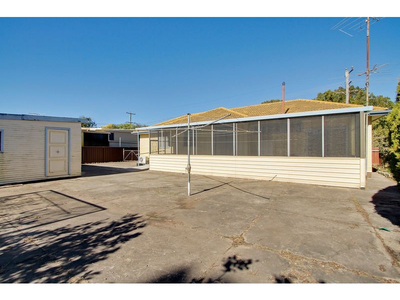 11 Park Road, Speers Point NSW 2284