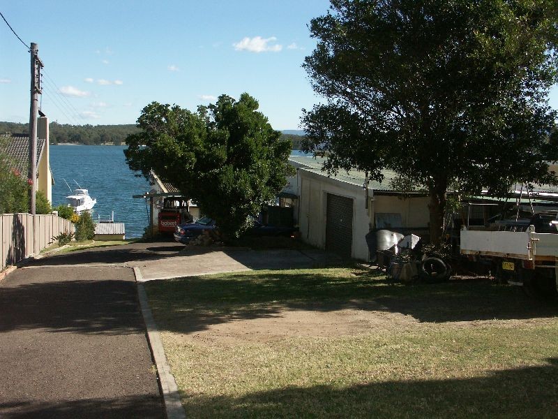113-115 Coal Point Road, Coal Point NSW 2283