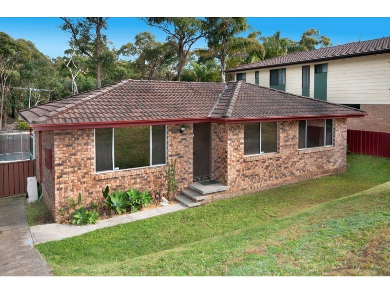 18 Fremantle Drive, Woodrising NSW 2284