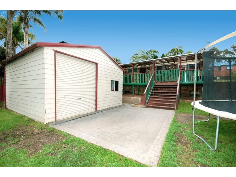 18 Fremantle Drive, Woodrising NSW 2284