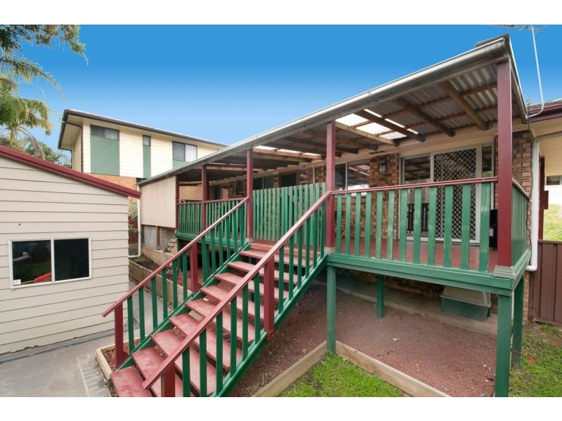 18 Fremantle Drive, Woodrising NSW 2284