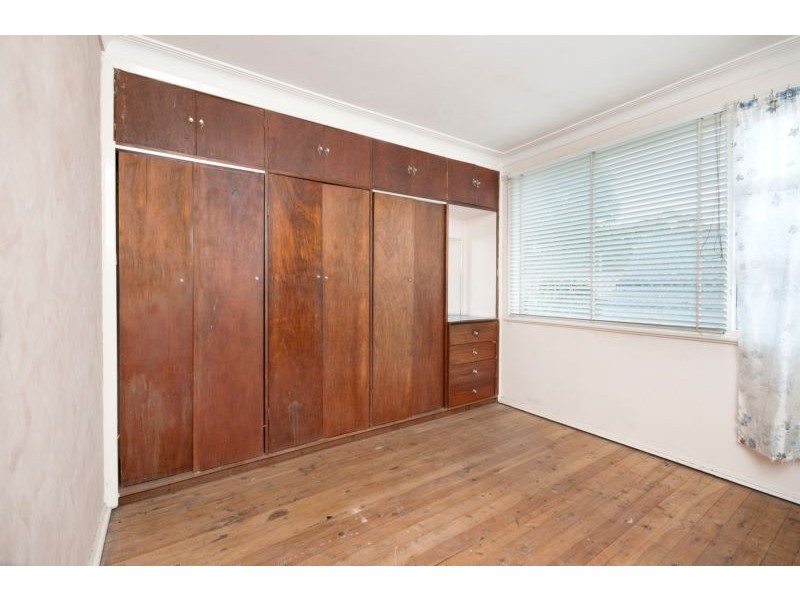 24 Macquarie Street, Bolton Point NSW 2283
