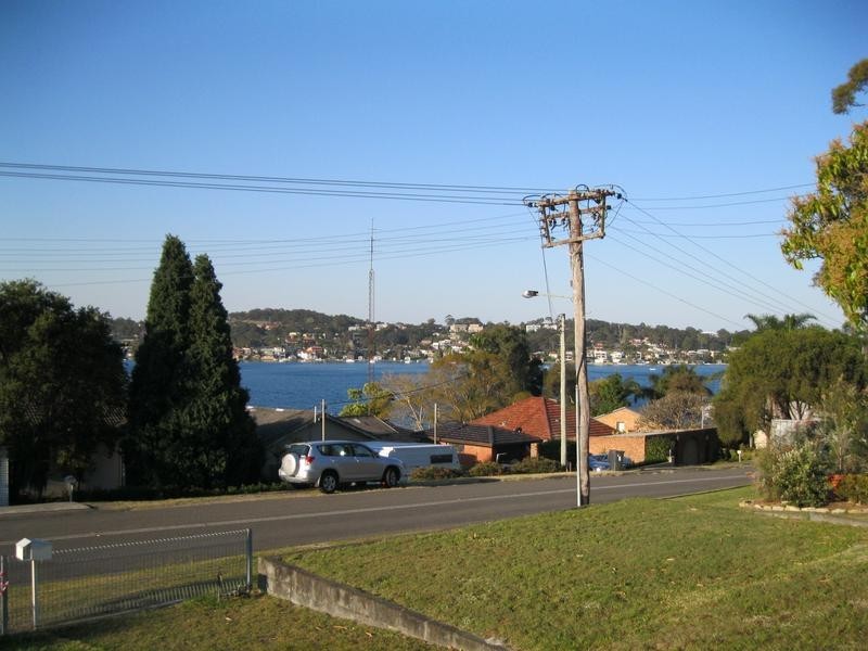 100 Ilford Avenue, Arcadia Vale NSW 2283