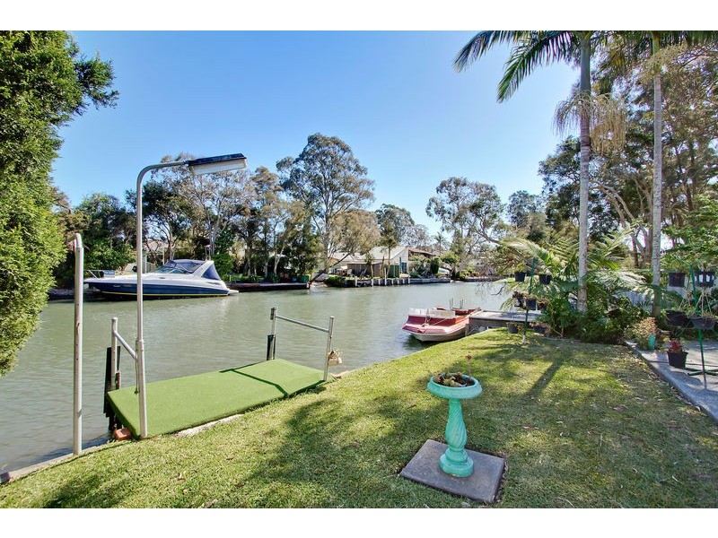 44 Macquarie Road, Fennell Bay NSW 2283