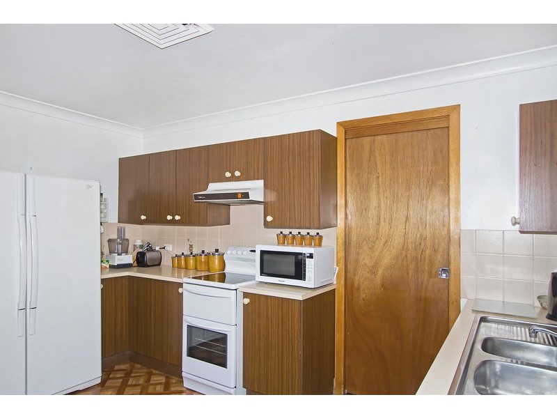 44 Macquarie Road, Fennell Bay NSW 2283