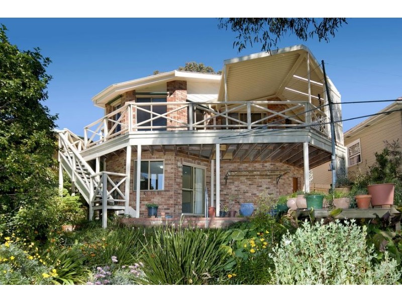 1 Exeter Street, Carey Bay NSW 2283