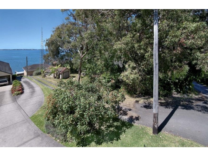 138 Skye Point Road, Coal Point NSW 2283