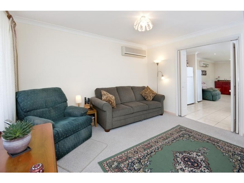 15 Burrawang Boulevard, Toronto NSW 2283