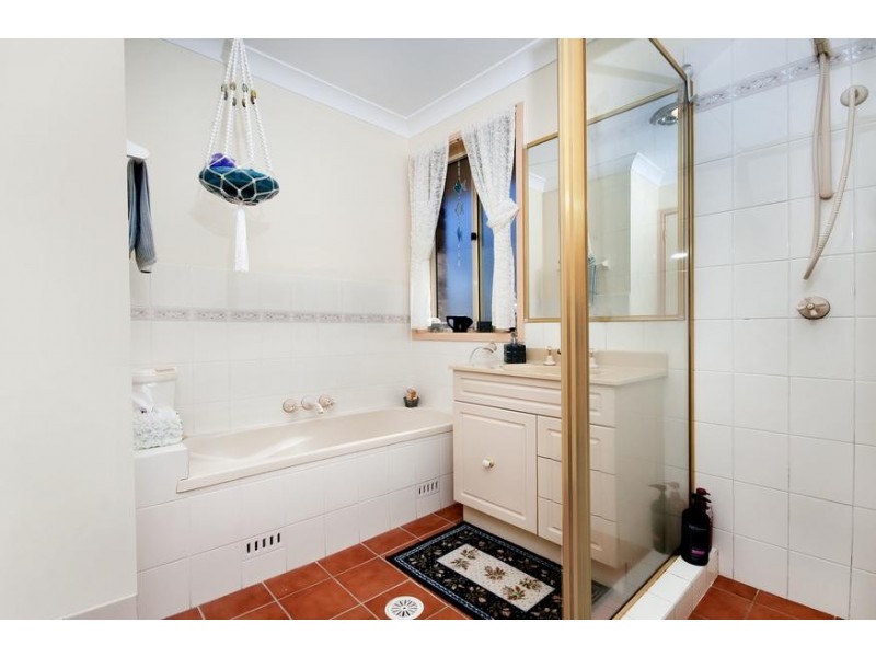 15 Burrawang Boulevard, Toronto NSW 2283