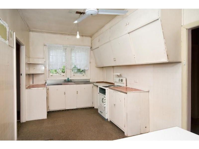 8 Jindalee Street, Toronto NSW 2283