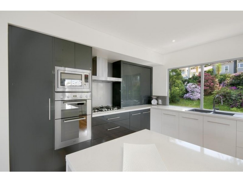 1 Beale Street, Coal Point NSW 2283