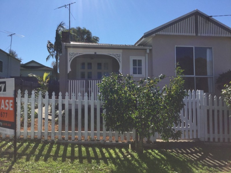 5 Dora Street, Fassifern NSW 2283