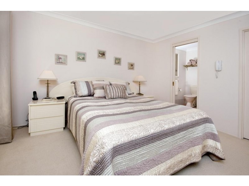 6 Bay Street, Toronto NSW 2283