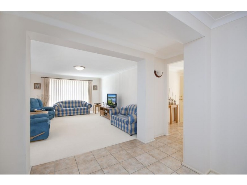 6 Bay Street, Toronto NSW 2283