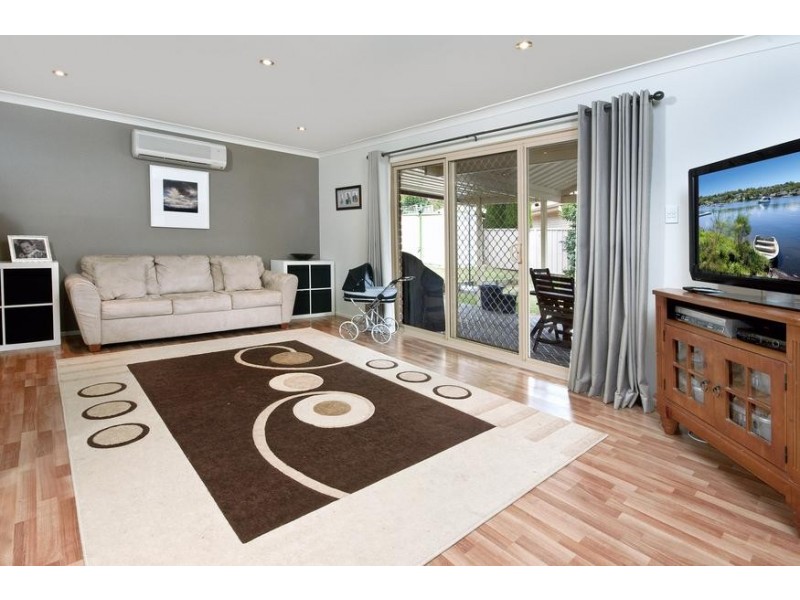 22 Oakhampton Court, Carey Bay NSW 2283