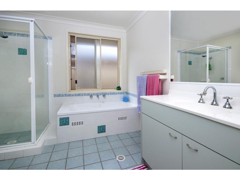 22 Oakhampton Court, Carey Bay NSW 2283