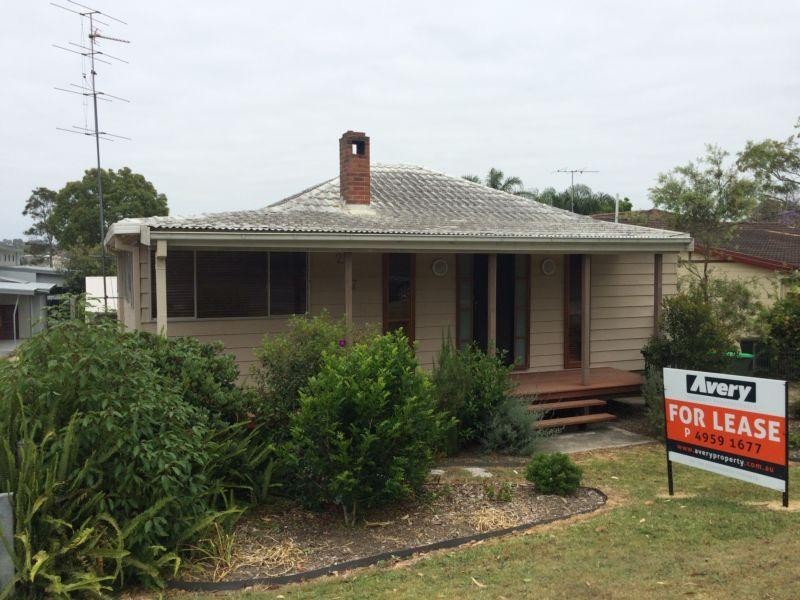 237 Coal Point Road, Coal Point NSW 2283