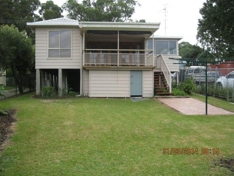 237 Coal Point Road, Coal Point NSW 2283