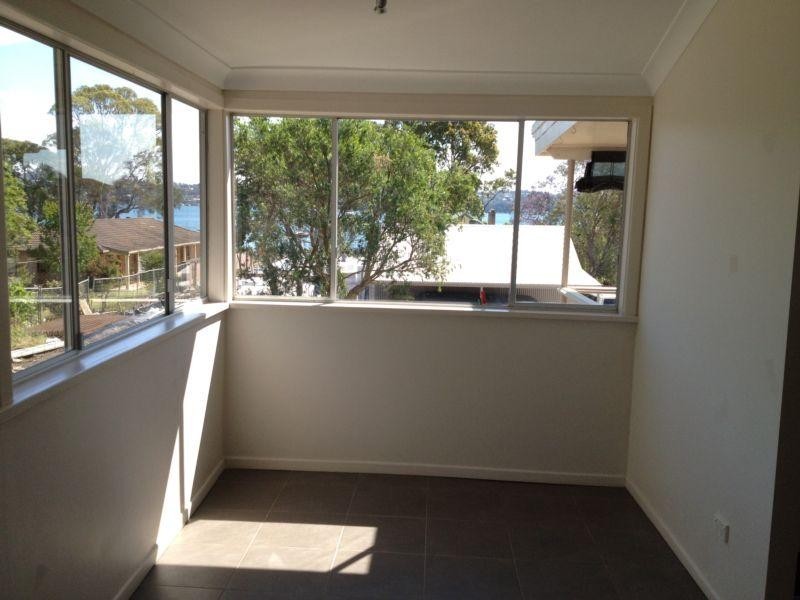 237 Coal Point Road, Coal Point NSW 2283