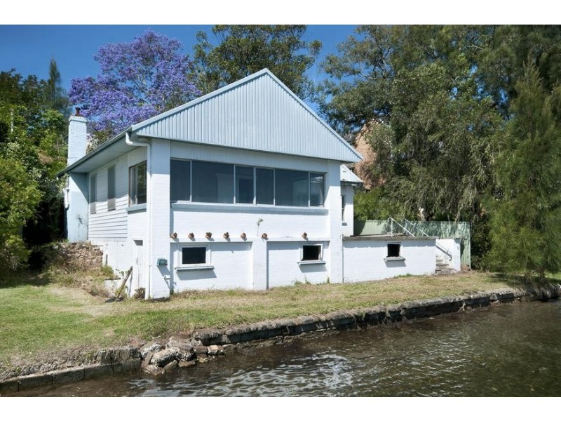 130 Sealand Road, Fishing Point NSW 2283