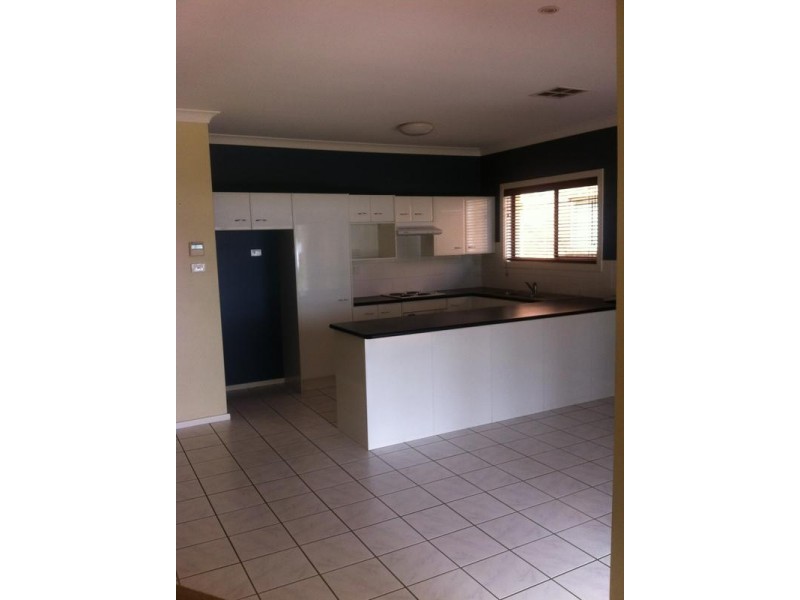 4/10 North Parade, Blackalls Park NSW 2283