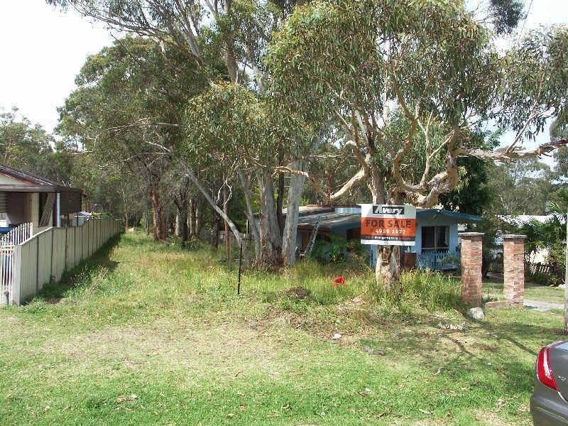12 St Clair Street, Bonnells Bay NSW 2264
